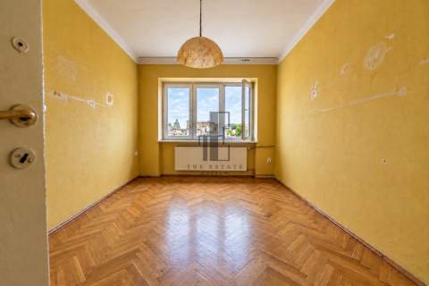 Kamienica 1932r z windą/Dwustronne/Balkon, Piwnica