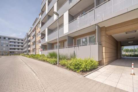 Mieszkanie z balkonem, klimatyzacją, parkingiem i komórką