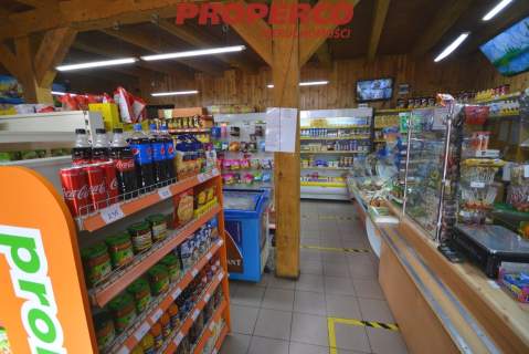 Lokal mieszkalno - usługowy, 180 m2, Chęciny