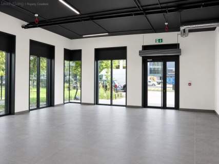 Lokal usługowy 94 m2 z witryną, ul. Pilotów