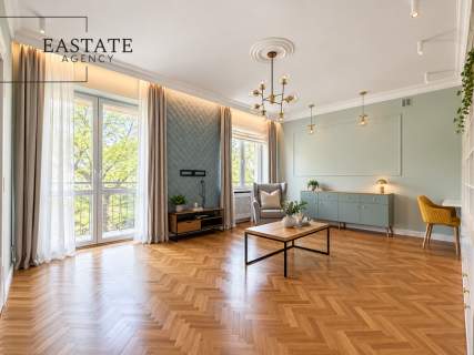 Designerskie mieszkanie na Powiślu w kamienice Śródmieście Gar