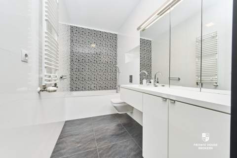 3 POKOJE PRZY WYSPIE SŁODOWEJ PARKING, BALKON