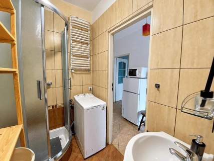 2 pokoje, 49m2, obok RynkuJeżyckiego - Kościelna18