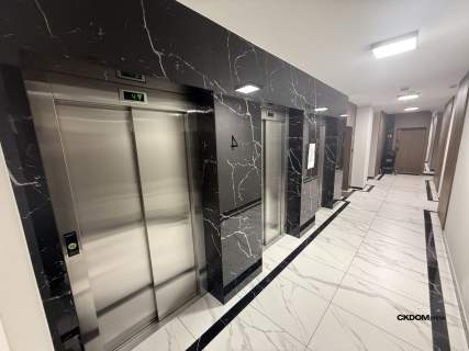 Plaza Tower II 56,12 m klimatyzacja garaż