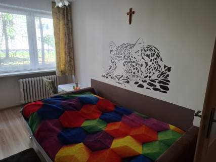 Wynajmę 2 pokojowe umeblowane i wyposażone mieszkanie.
