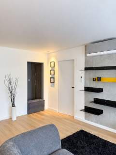 3-pokoje na Winogradach 66,5 m balkon piwnica