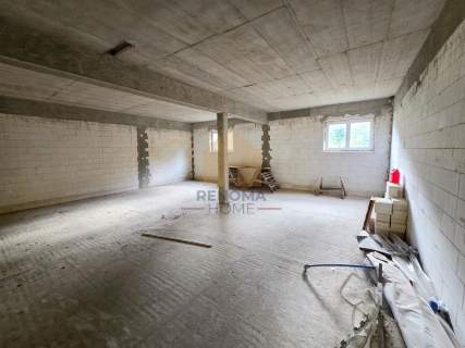 Hala 1400m2 na gruncie 5000m2
