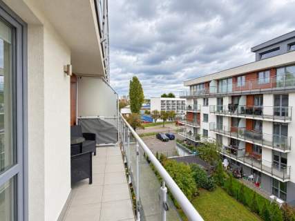 Os. Bursztynowe ul. Bałtycka - 2 pokoje, balkon i miejsce postojowe.