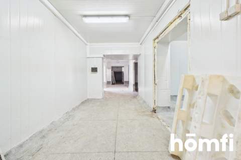 Kompleks komercyjny 5188m2 z halami i magazynami
