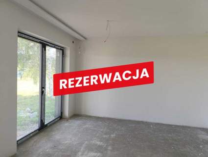 Nowy dom parterowy z antresolą.