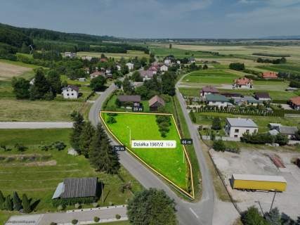 Działka z mediami w Besku