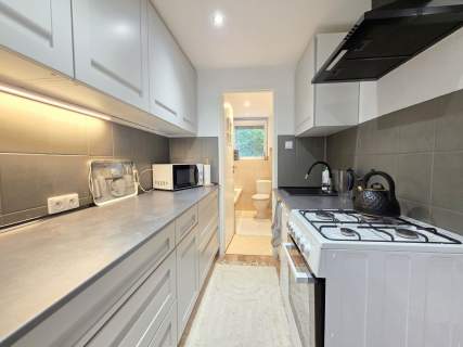 2 pokojowe 44 m parter kamienica Legnica
