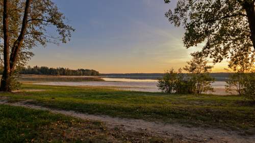 Jezioro Piaseczno-działki blisko plaży
