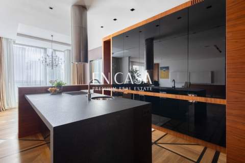 Wyjątkowy apartament przy Łazienkach