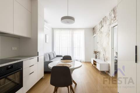 Nowy apartament 2 pokoje ul. Chmielna garaż