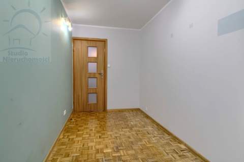 3 pokoje z balkonem bez mebli