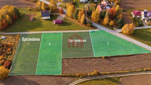 15 ar przy drodze powiatowej, 8 km od Ropczyc