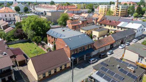 Przestronny budynek mieszkalno-usługowy