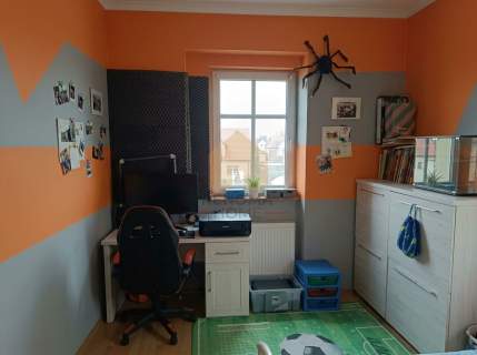 3 pokoje/piwnica/garaż