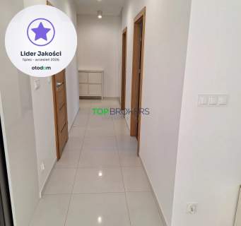 Komfortowe trzy pokoje, balkon, 2 garaże