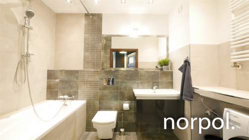 Komfortowe mieszkanie z osobną sypialnią w kompleksie Angel City