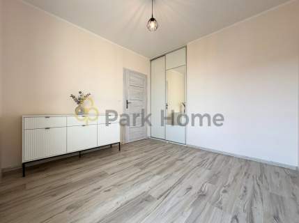 Wykończone mieszkanie 2-pok. Balkon/Winda.