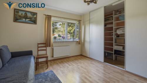 DOM WOLNOSTOJĄCY DZIAŁKA 8 AR NIEPOŁOMICE OGROD