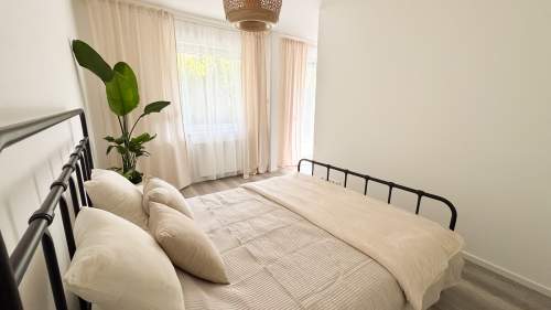 2 pokoje z dużym ogrodem 50 m2 koło Malty, garaż i komórka