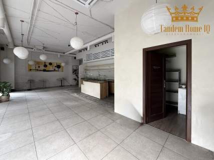 Do wynajęcia lokal 108m2 z cesją, lekka gastronomia, medycyna,...