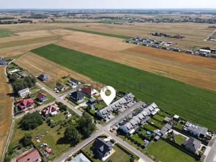 Piękny, zadbany bliźniak z garażem i zielenią 
