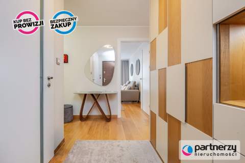 Sea Towers, apartament w stanie idealnym