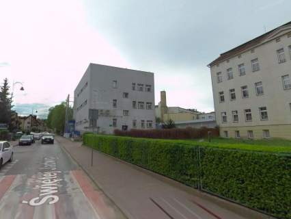 DUŻE LOKALE USŁUGOWE W CENTRUM TRZEBNICY 180 360