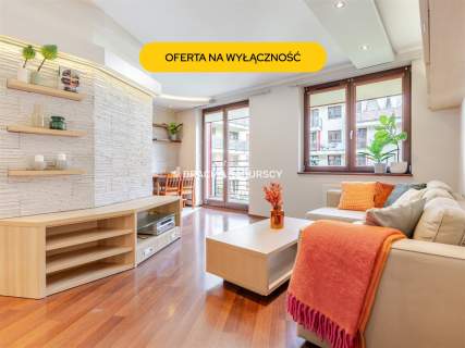 GUSTOWNE, ZADBANE 1-POKOJOWE Z DUŻYM BALKONEM