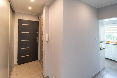Lutomierska 2 pokoje po remoncie z balkonem