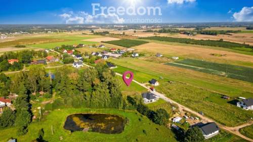 Działka z warunkami zabudowy w Kaplitynach