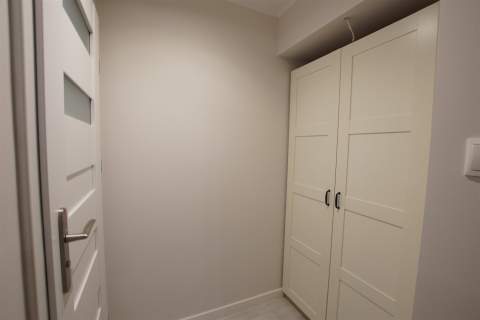 ul. CHOCIMSKA 25,14 m2 suterena