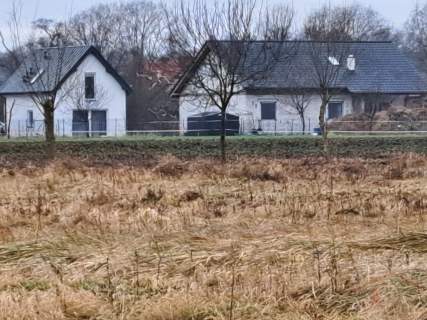 Cisza, spokój i zieleń-działka na skraju Dobrej