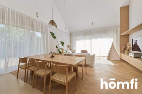 Unikalna parterowa stodoła Japandi Smart Home