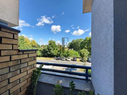 3 POKOJE 84,4 M 2 BALKONY GARAŻ