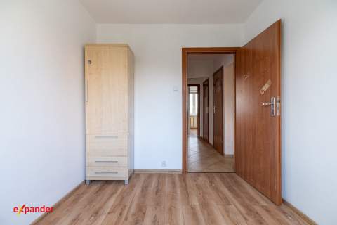 Widok wart więcej niż 45 m z panoramą Portu Gdynia