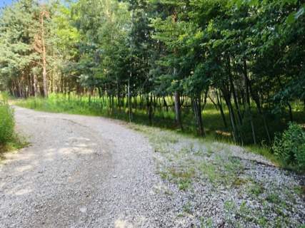 Działka budowlana w Bratucicach, gmina Rzęzawa