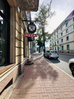 Lokal w centrum miasta na wynejm