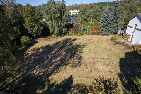 Działka budowlana 1200 m2 w zielonej miejscowości Parcela-Obory