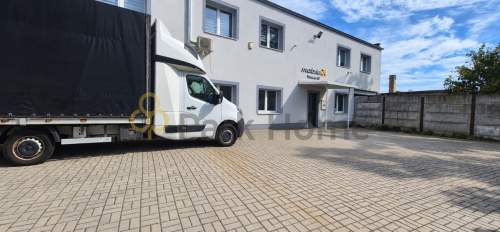 Gotowy obiekt pod siedzibę firmy 308m2 parking