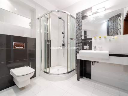 Bronowice Salwator Tower 13 piętro widok balkon
