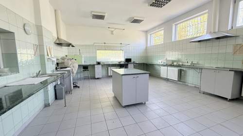 200 m , gotowe laboratorium medyczne ul. Gwarków