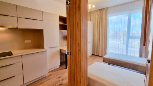 Do wynajęcia lokal w standardzie hotelowym. Wszystko w cenie.