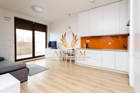 42 M2 - MIESZKANIE - NAJEM - WOLA