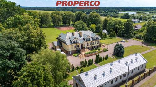 Kompleks pałacowy, Rytwiany, Staszów
