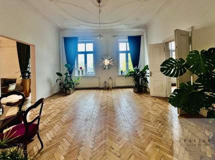 WYJĄTKOWA PRZESTRZEŃ W ZABYTKOWEJ KAMIENICY - UL. BRODZIŃSKIEGO...